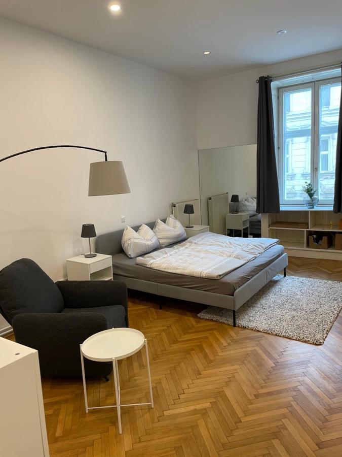 100M2 Apartment Naehe 1010 Wien Exterior photo
